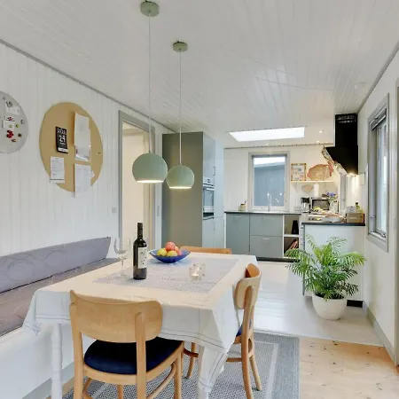 Holiday home Roar - 500m From The Sea In Se Jutland By Interhome