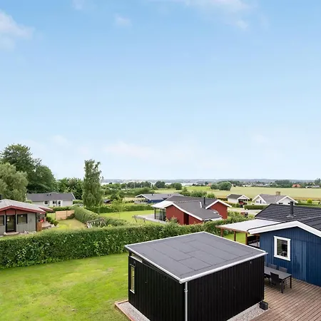 Holiday home Roar - 500m From The Sea In Se Jutland By Interhome *